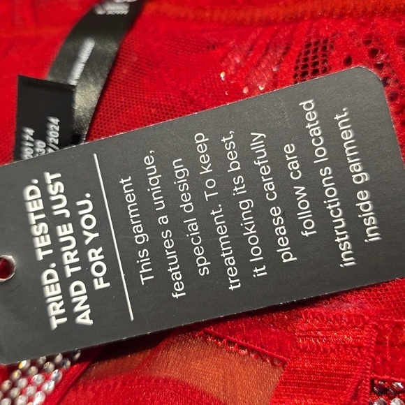 Torrid - Diamante Lace Wireless Bralette in Jester Red​​​​ - Picture 6 of 14